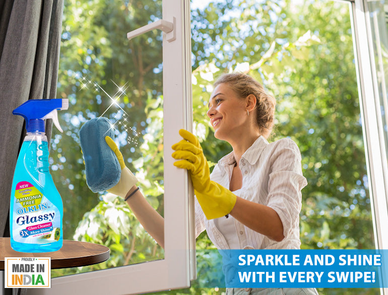 How to Clean Glass Like a Pro With Glass Cleaner?